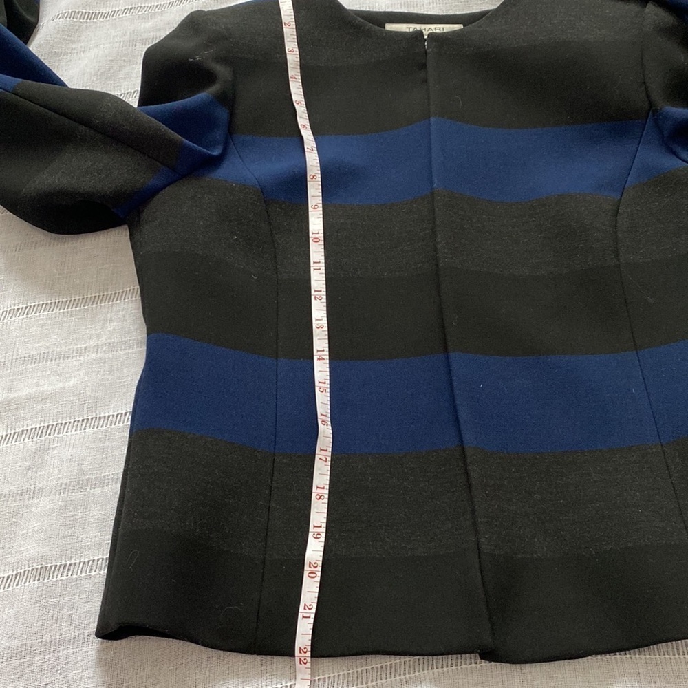 Tahari structured blazer with bold black and blue strips. - Picture 10 of 13